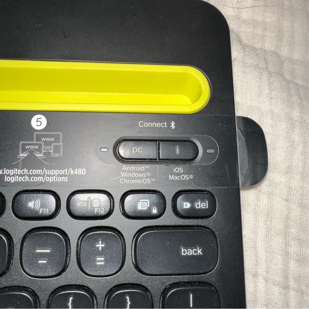 Attachable Keyboard - Picture 3 of 5